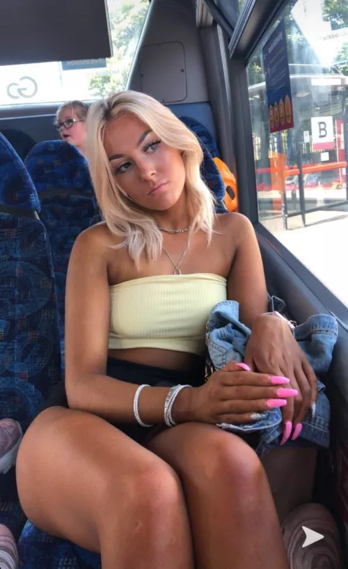 Shauna by Revolutionary_Pie344