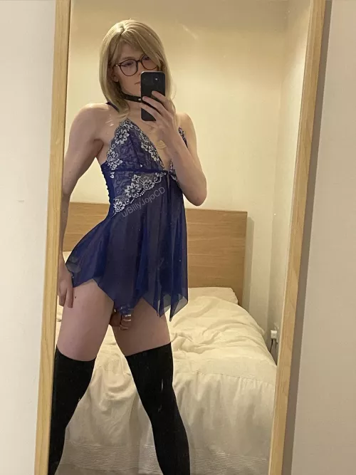 Show what a good girl you are 💁🏼‍♀️🔒 by BillyJojoCD