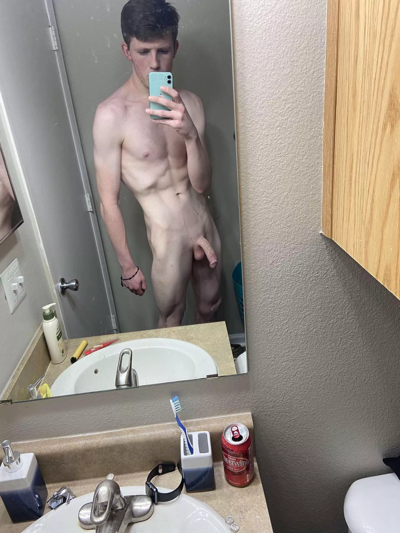 Tennessee cock at its finest. 6’7 posted by YaoSling_00