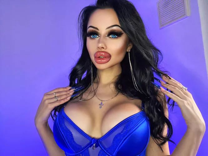 That’s how I look, plastic bimbo doll by Fine-Ad2329