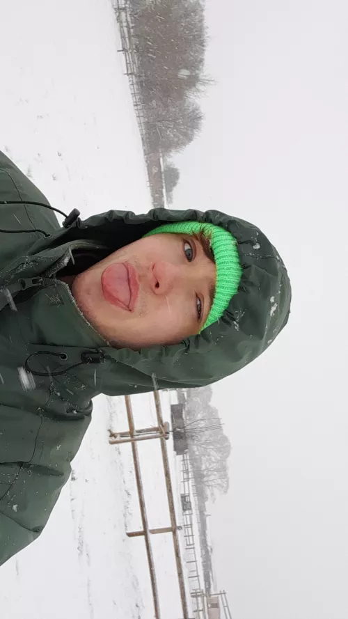 Too the person using my pics too catfish, get a life, I know your here 😘 by BrbMakingACuppaT