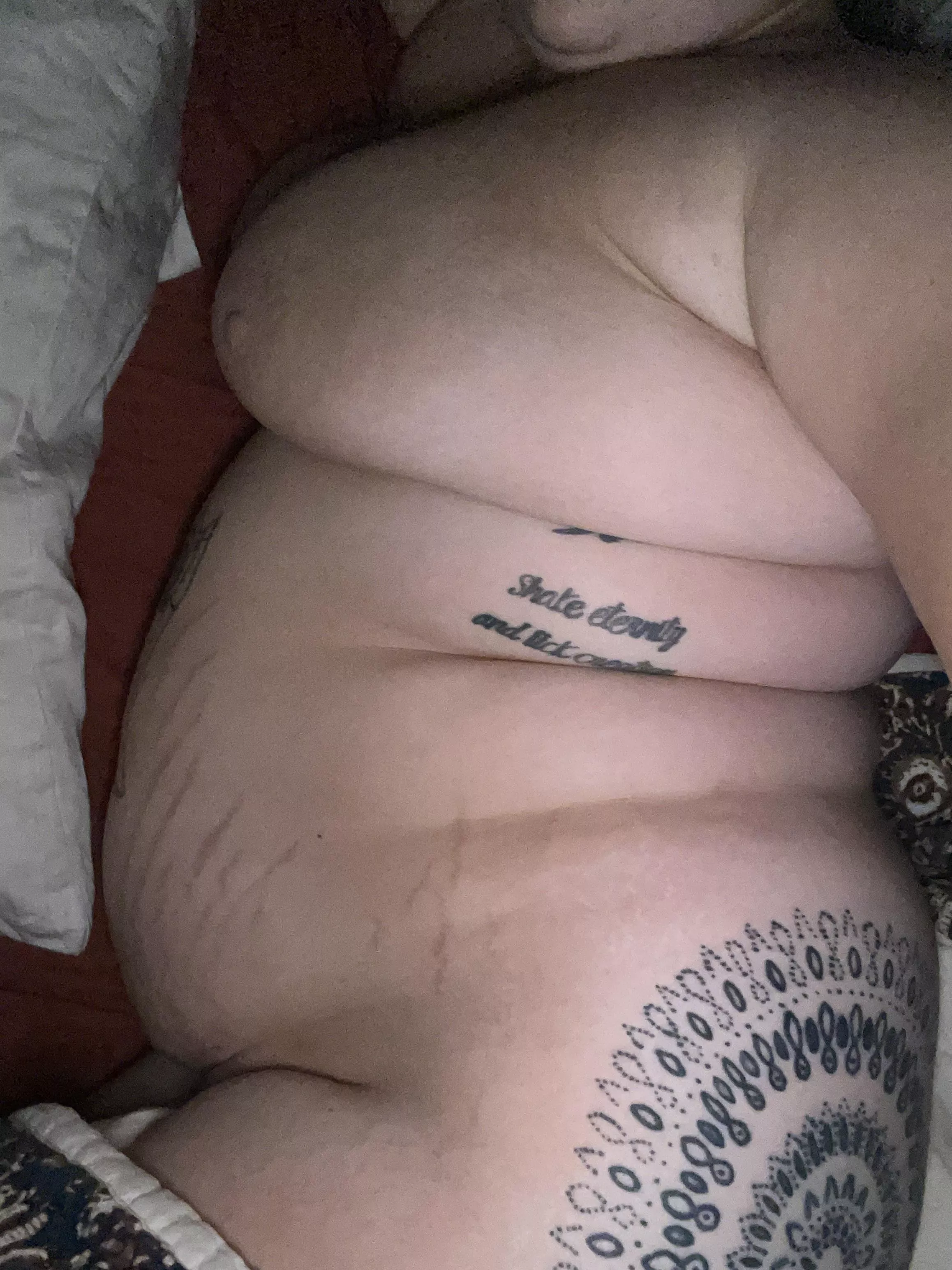 Wanna eat BBQ with a BBW? posted by piggybaby69