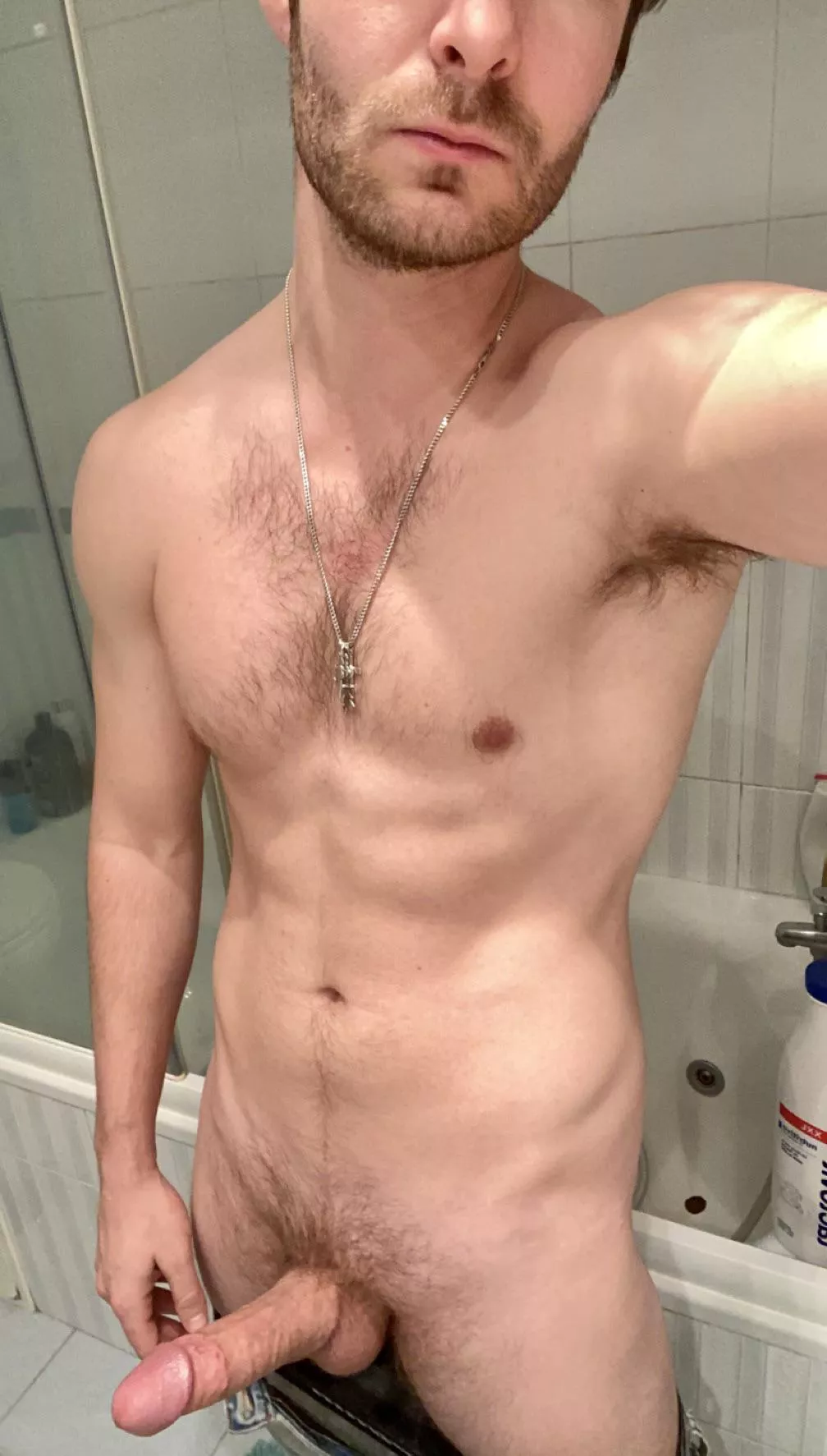 Who’s down to have fun? posted by paradescarg