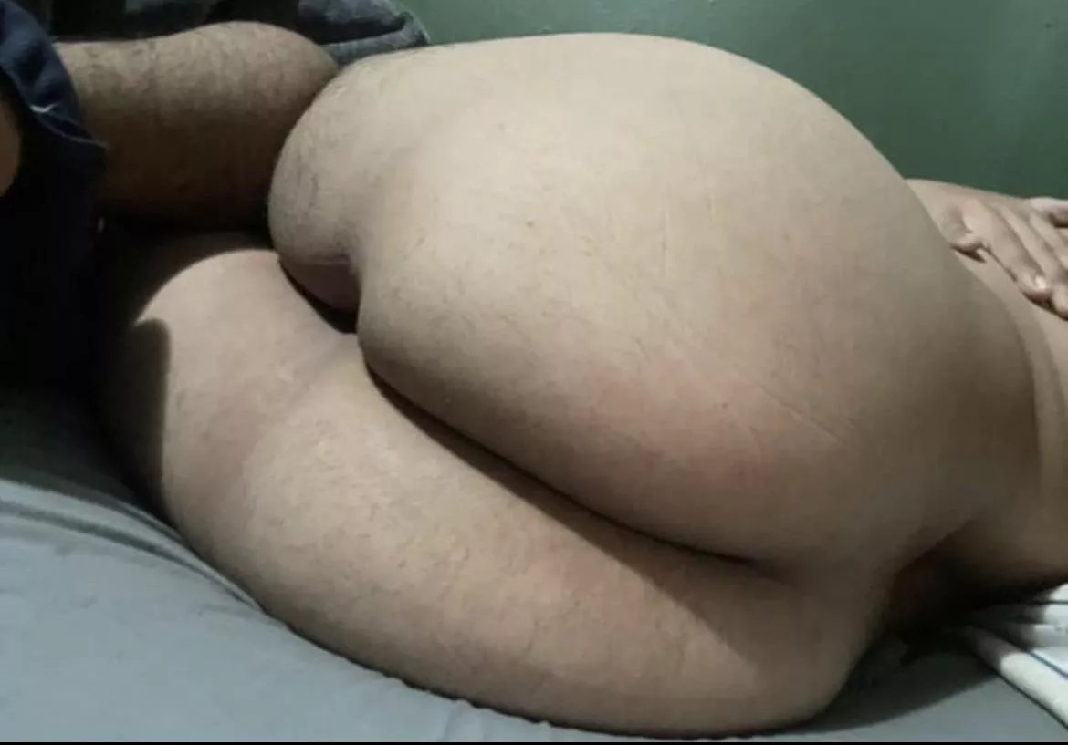 20, who wants to snap? posted by CauliflowerOk8768