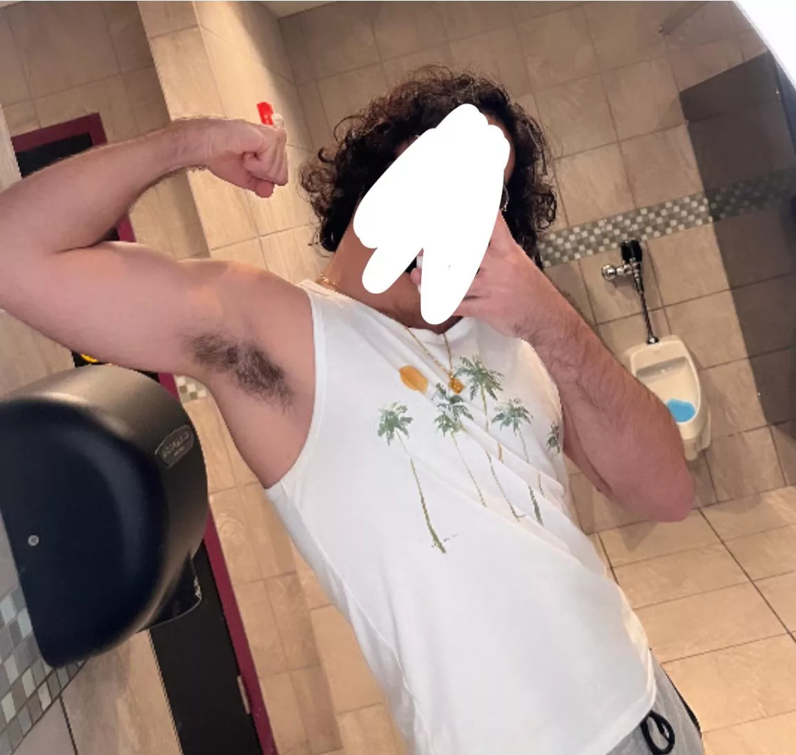 22 hmu posted by kewldude35