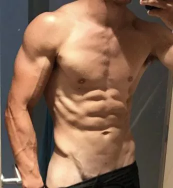 A little treat for you all. posted by Sweaty-Application60