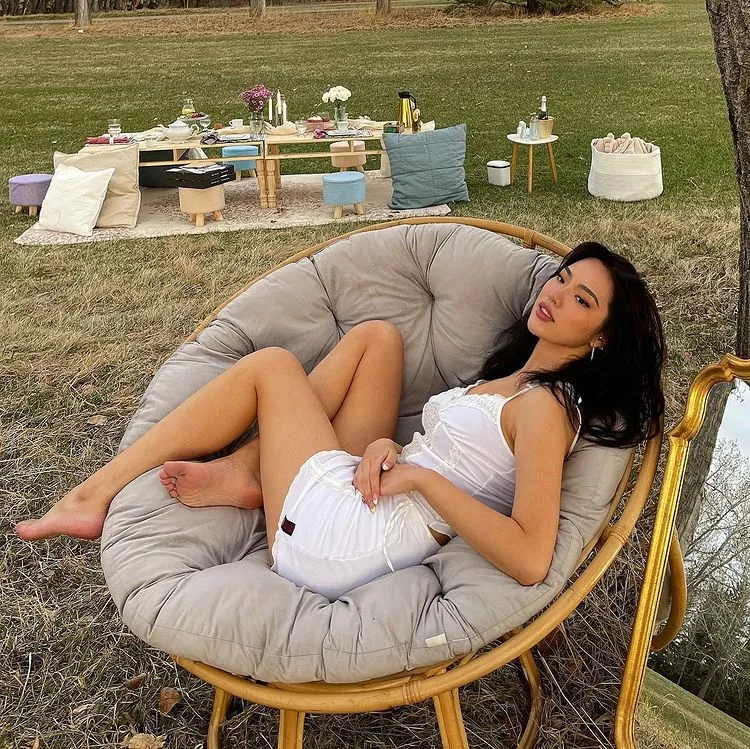 bbyambi posted by lilwladimir