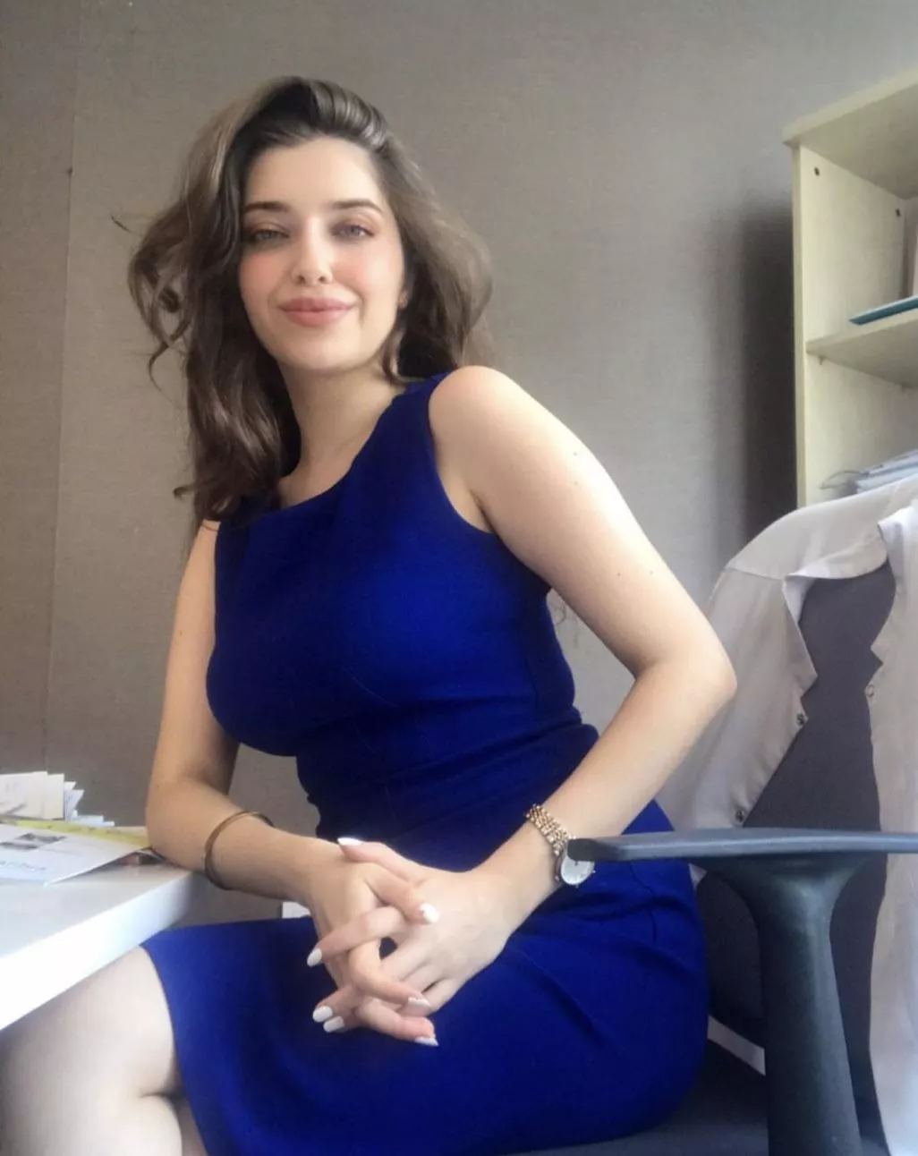 Blue💅🏻 posted by zeyozkan