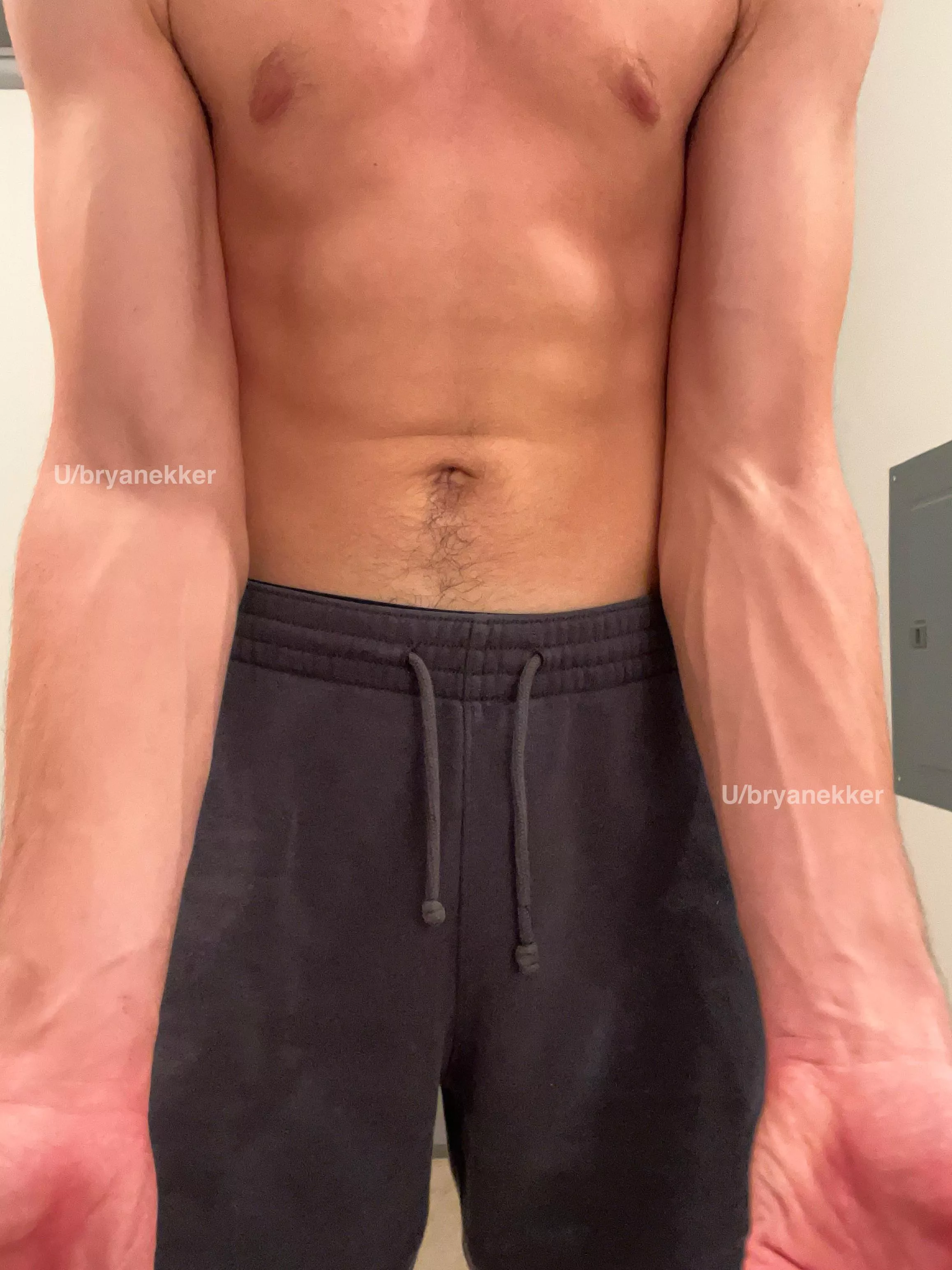 Caught you looking at my forearms again😙 posted by bryanekker