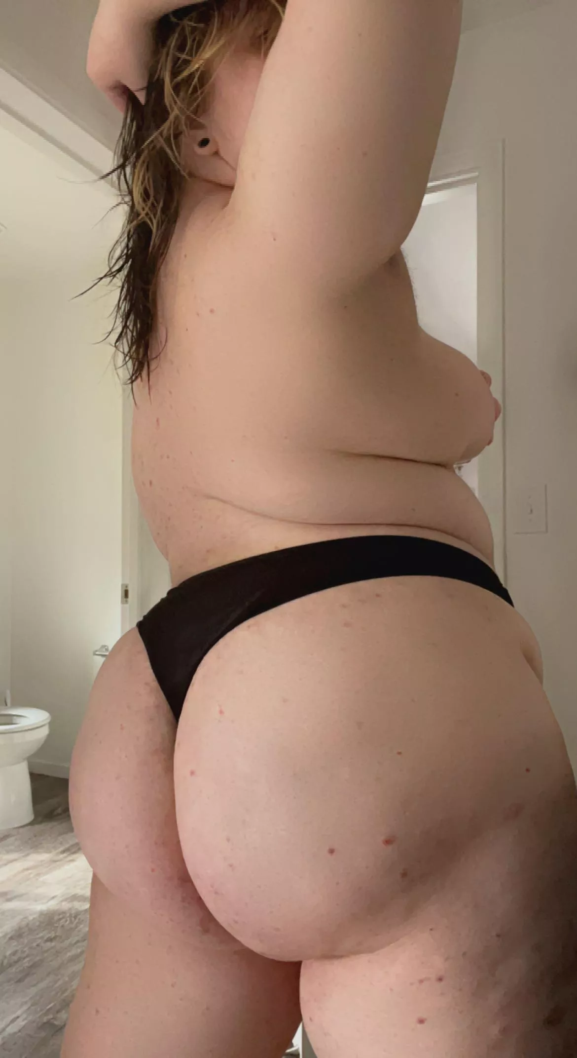 Did you wanna take a shower with me?? posted by MorbidxXxMoth