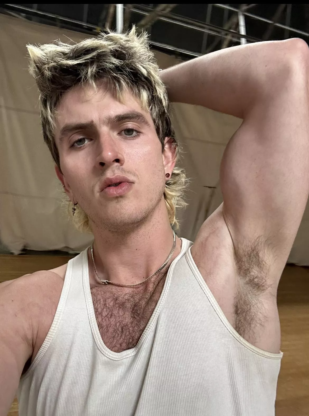 Elon Musk posted by onlyxjx