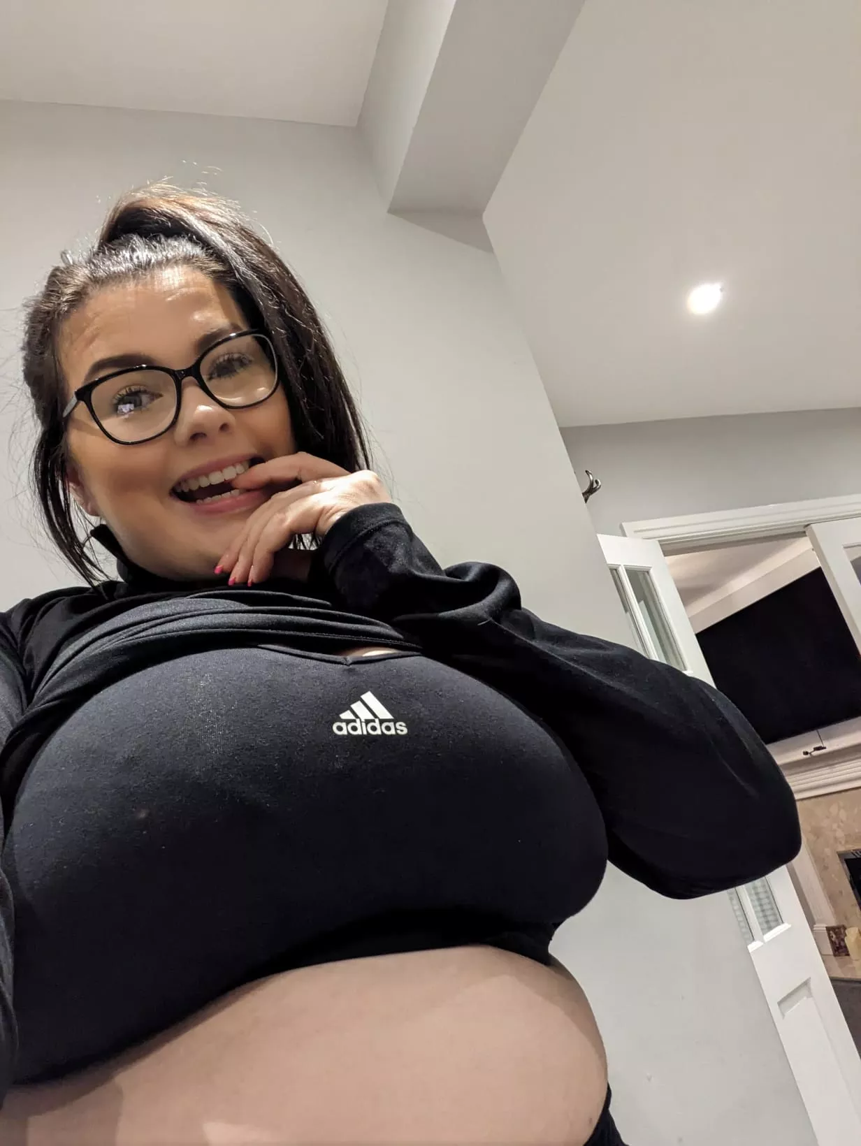 Finding one to fit these isn't easy 🙈 posted by Amberrxx26