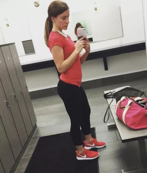 First post here. Be nice :) by HereToPostGymPics