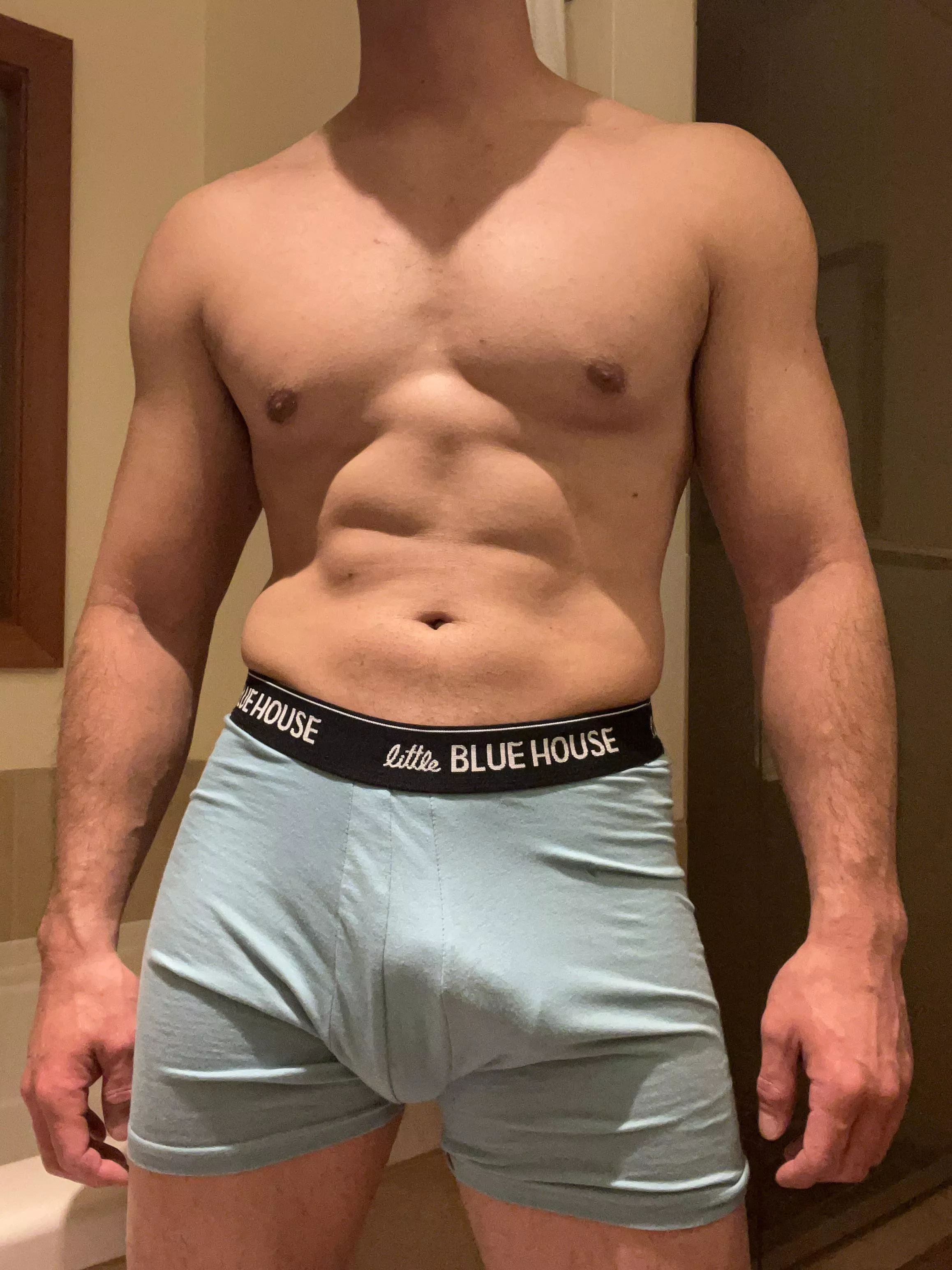 Happy Friday eve / chest day! (M) posted by lifts_n_lolz