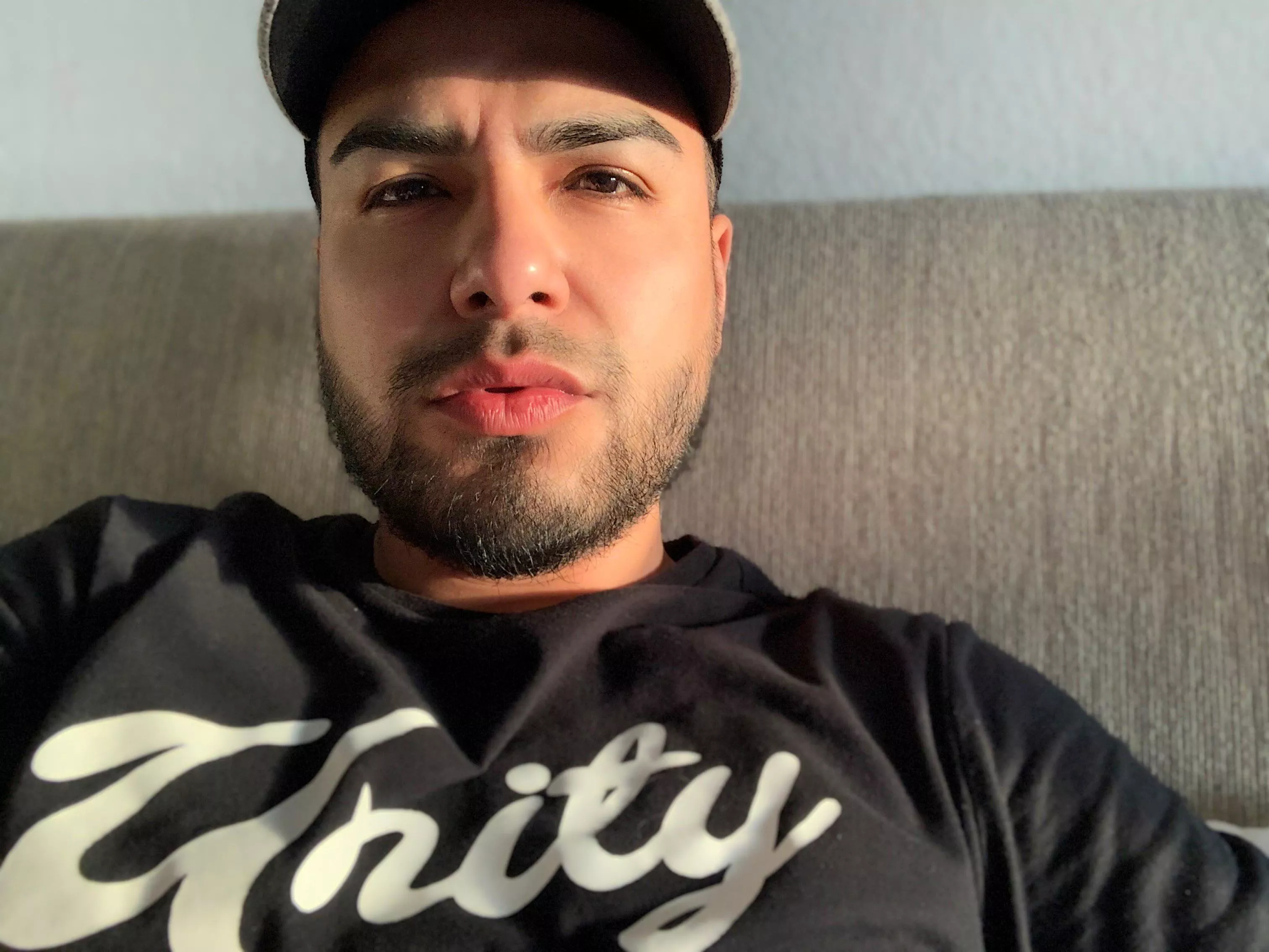 Happy Friday y’all! posted by onenightgay