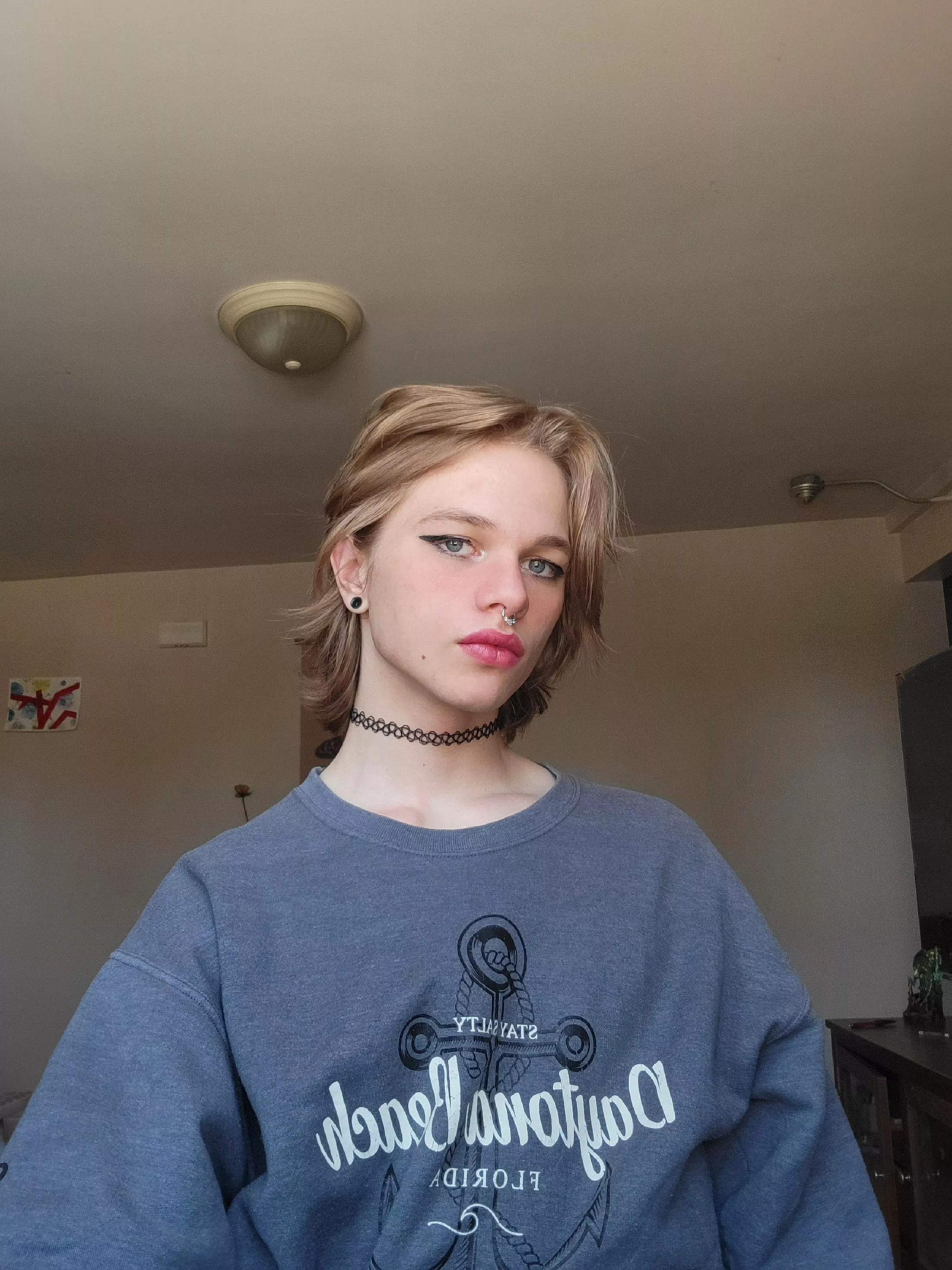 Have a good Friday! :3 posted by NeverEmptyHole