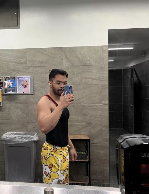 I ducking love these shorts by jmg489