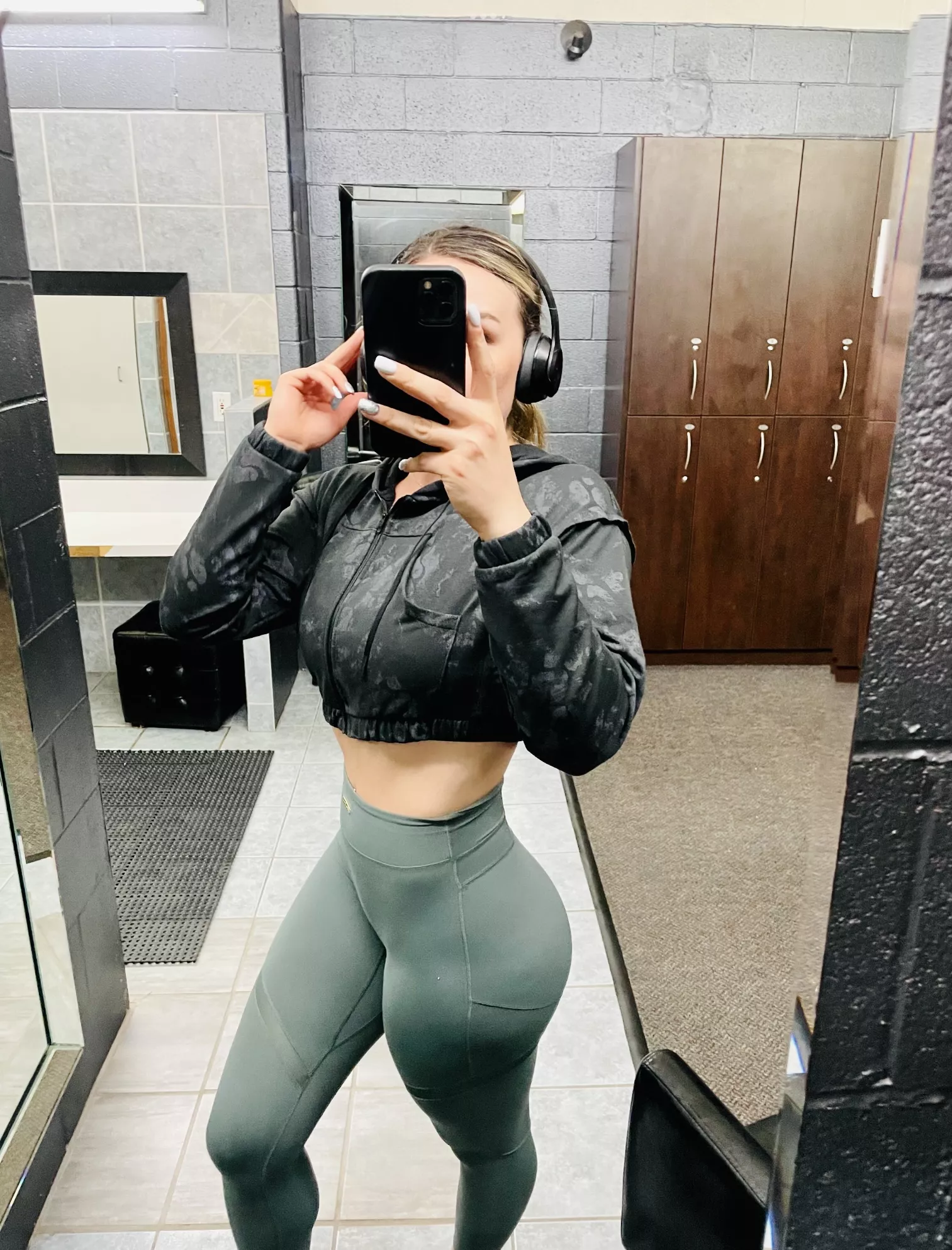 I promise to be a good little slut!! posted by Couragerghturwee