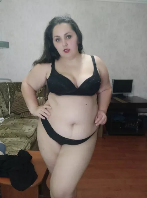 I think I'm pretty busty. by povetrula