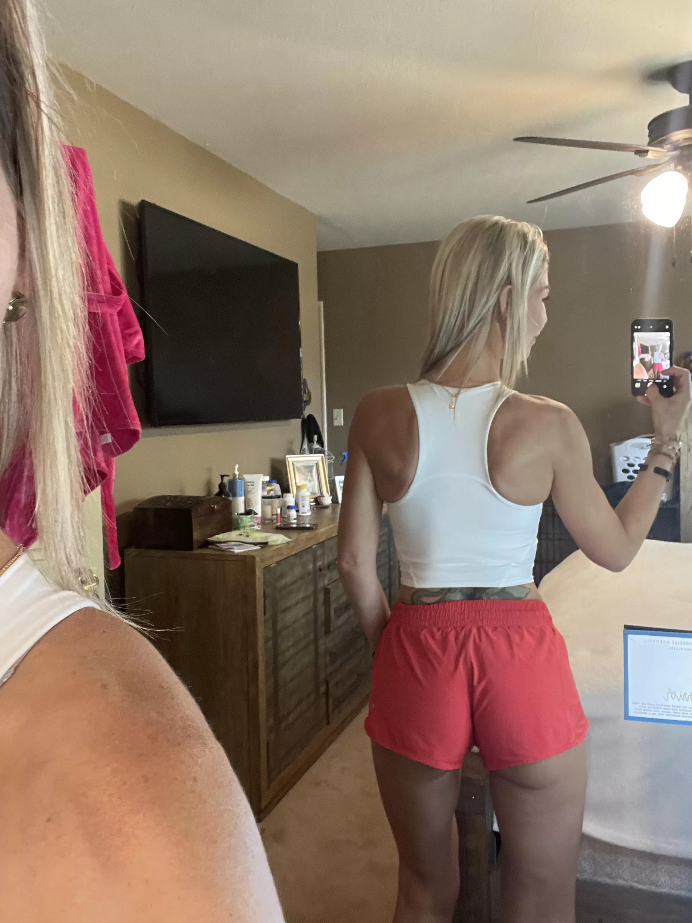 Is this average 39 year old MILF wearing shorts tight enough…… posted by fitnesswife1983