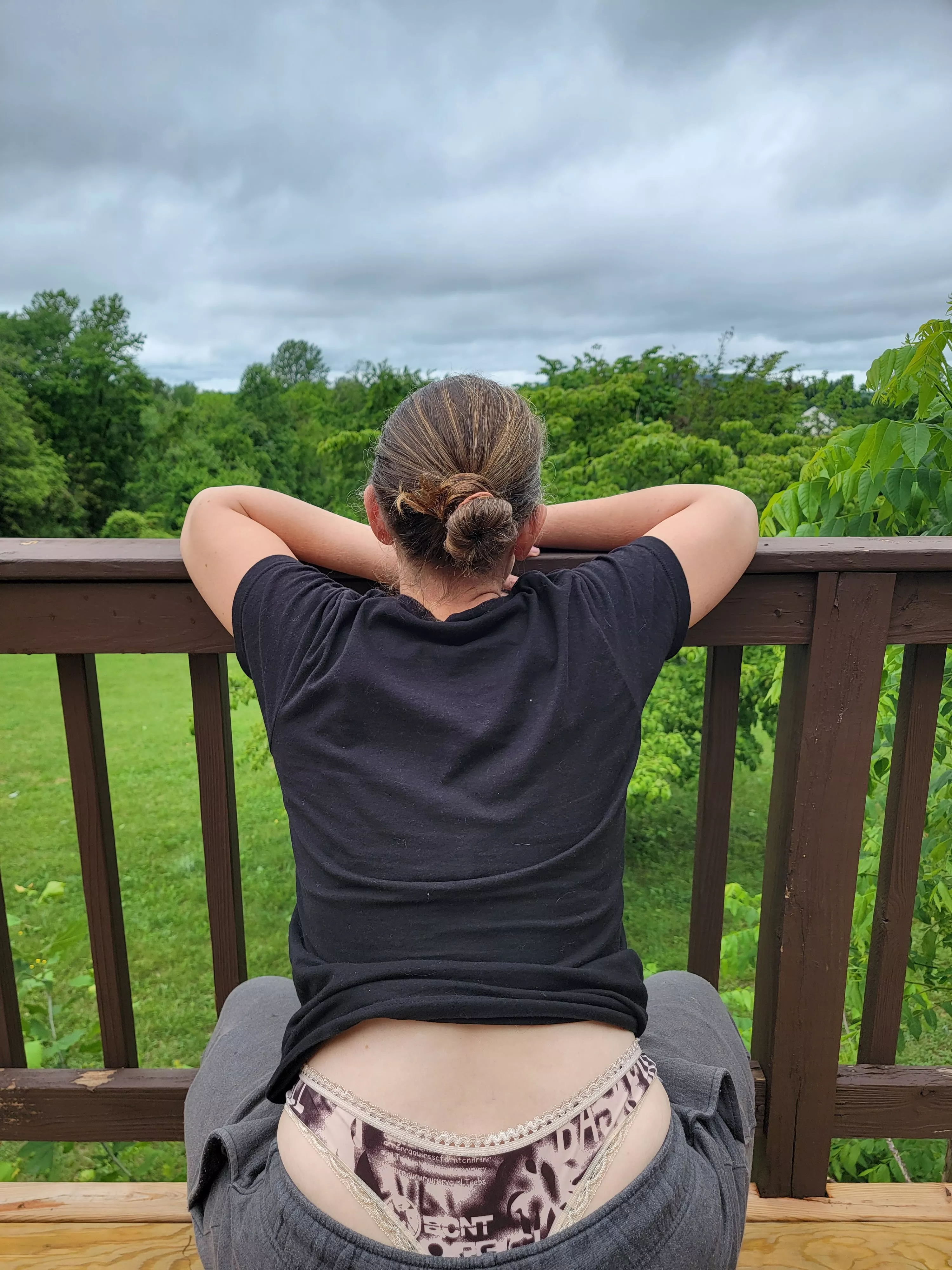 Let me show you ideal squat form. See, you want to make you bend down nice and low... hey are you paying attention? posted by msjanejenkins