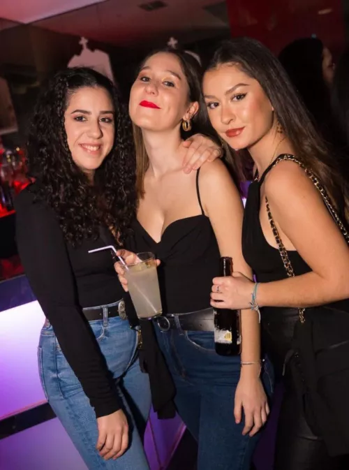 Night club by ___softboy___