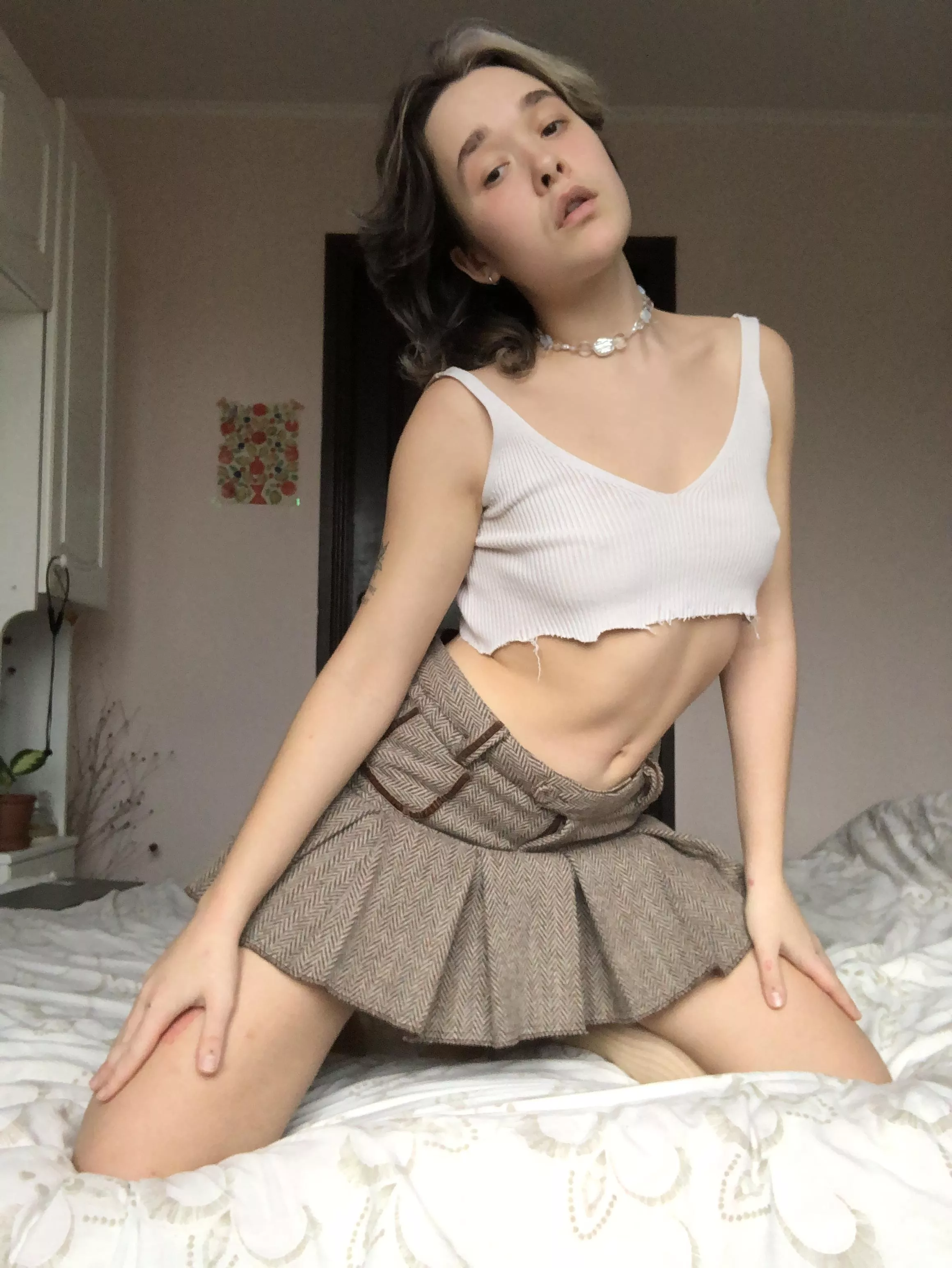 No bra for today 🙈 posted by Realistic-Ruin-5943