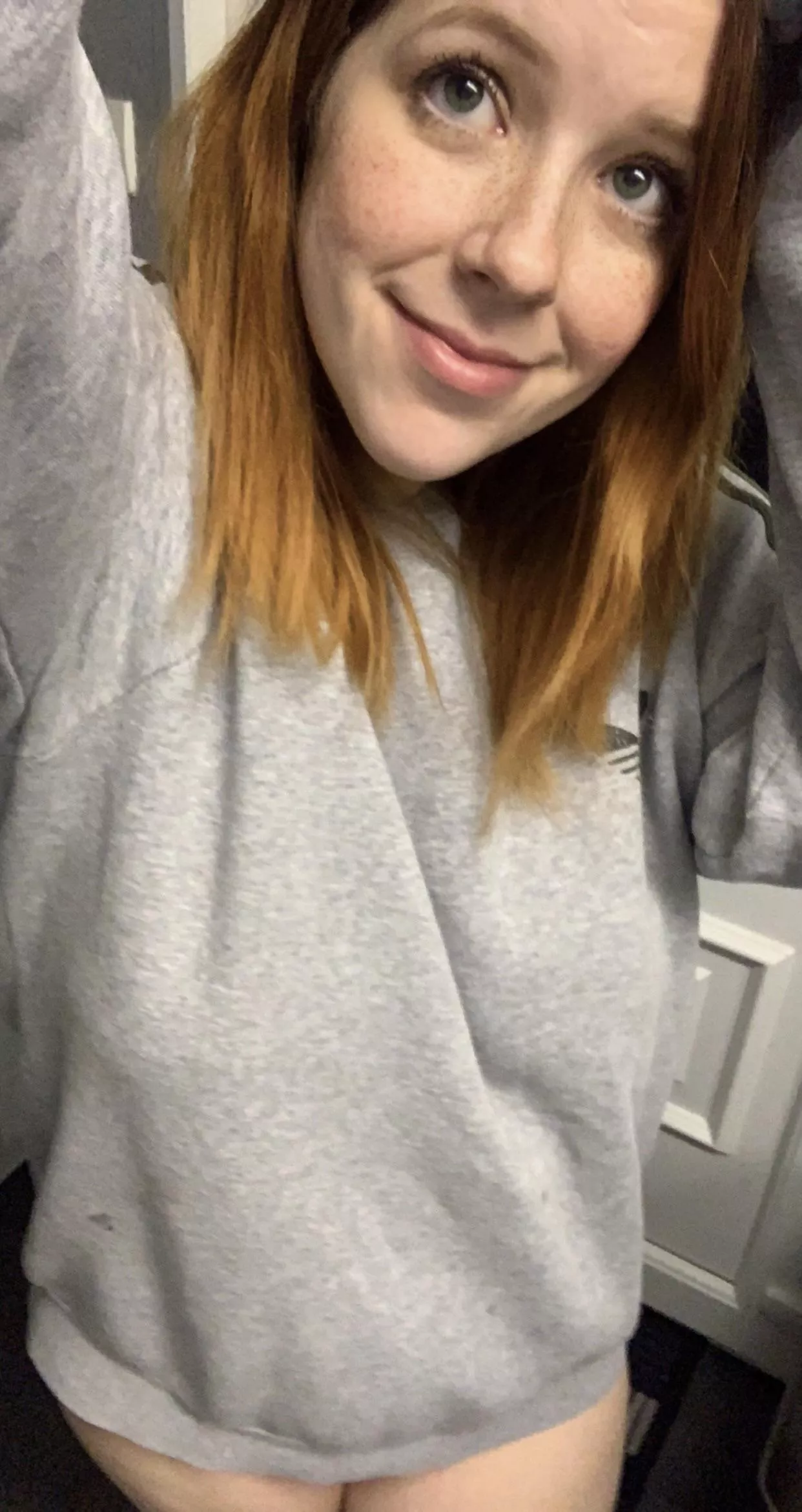 Perk of living in Scotland: it’s always baggy sweatshirt weather! [F] posted by snildeep