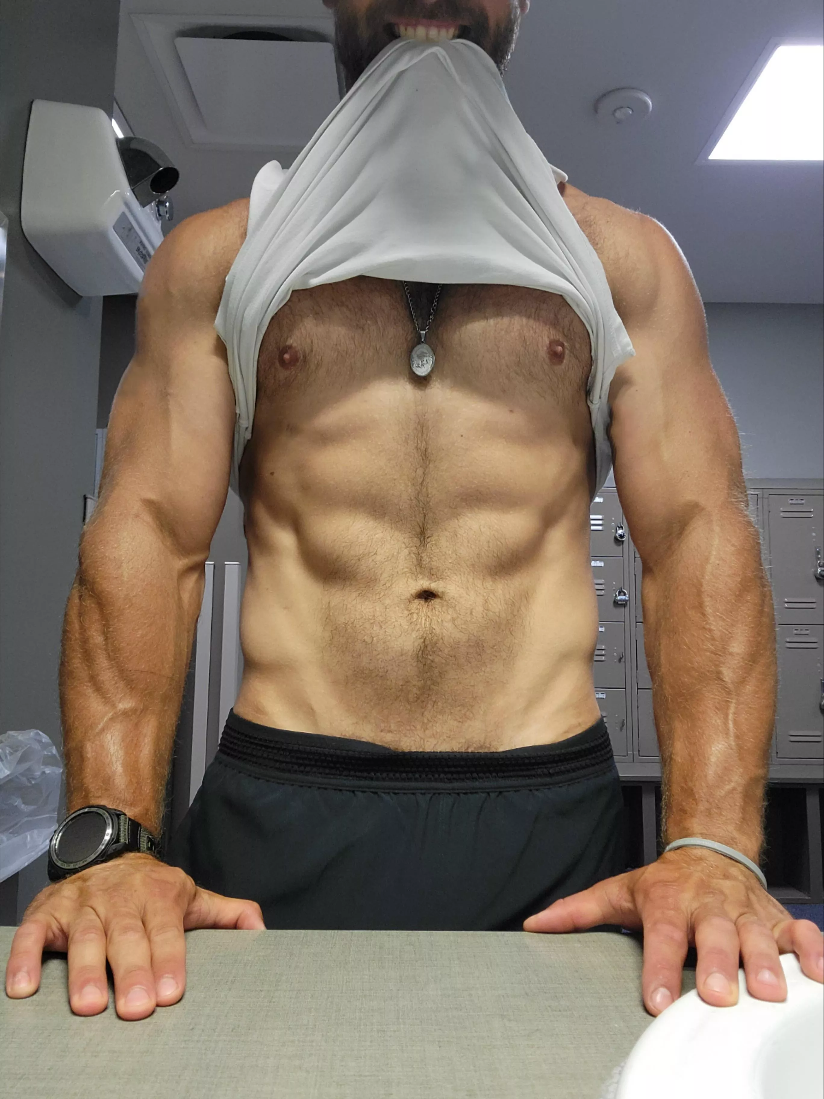 Pop-eye Forearms [36] posted by peoplearedumb555