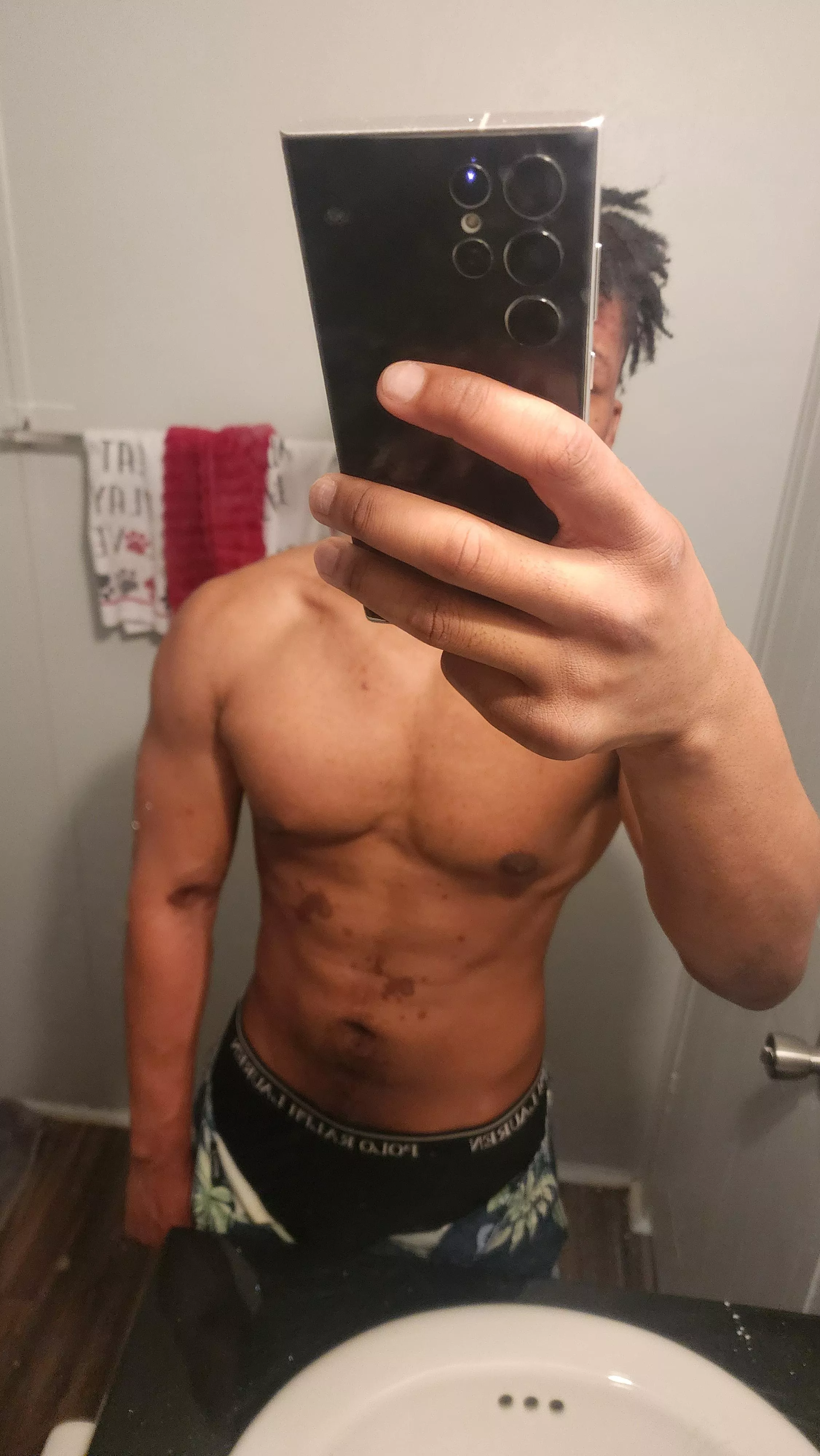 quality got scuffed but Hi🙋🏽‍♂️ I'm new here! posted by LuckyMi88