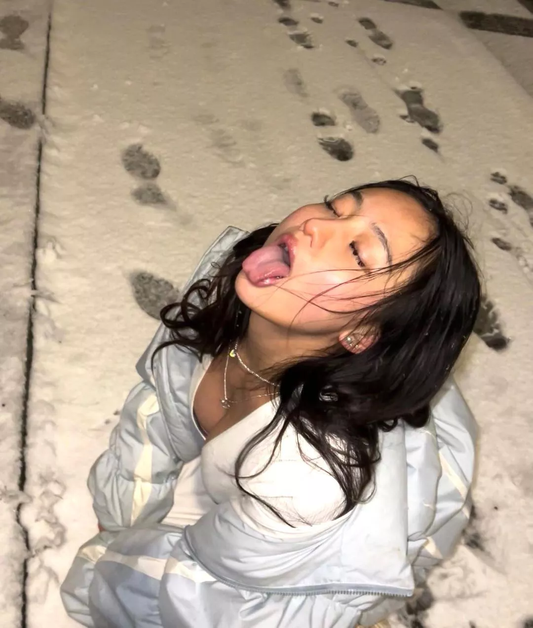 Ready for a mouthful of… snowflakes! posted by likesasiangirls