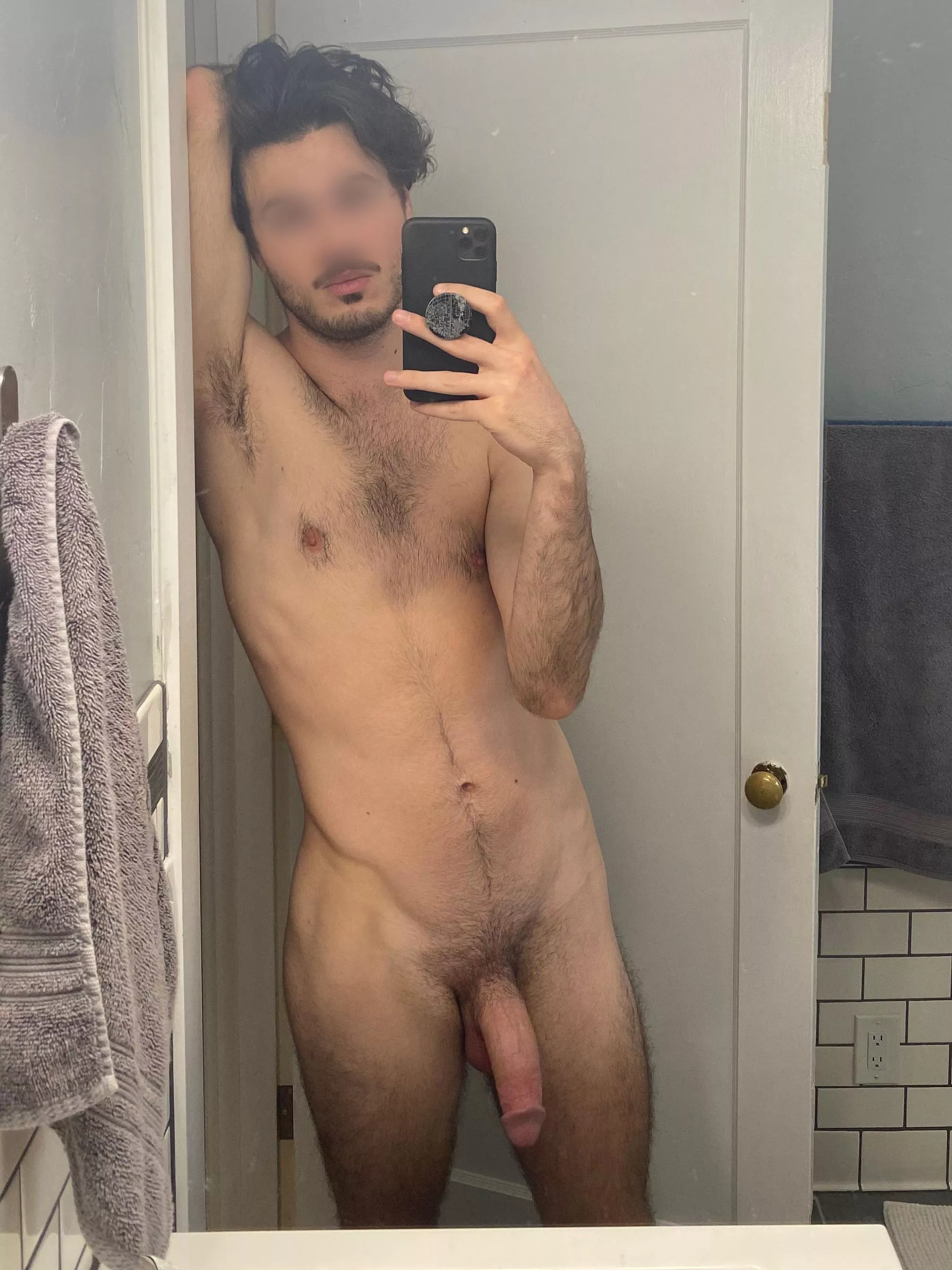 Refusing to get dressed today 😤 [32] posted by Bae-King