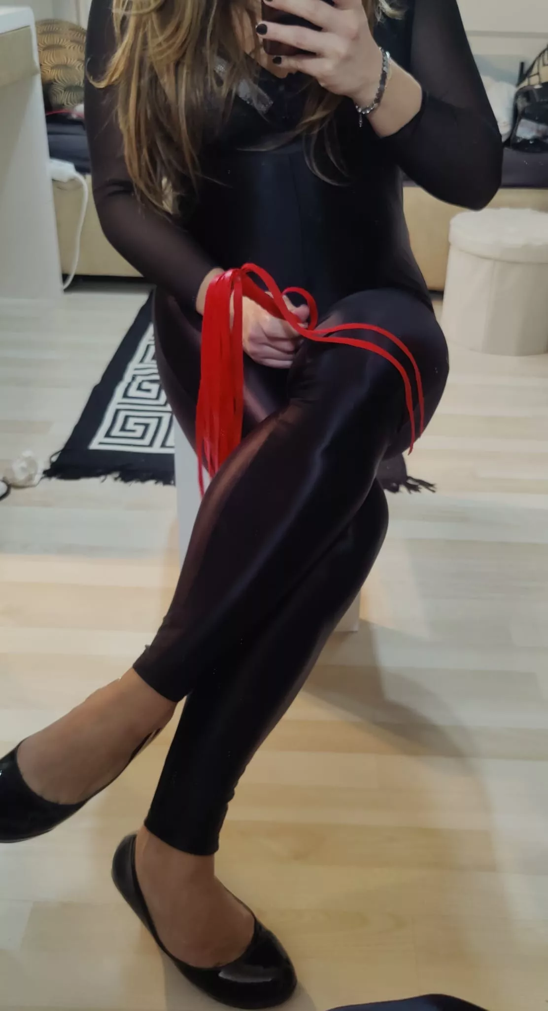 These heels were made for dominating 👠 posted by Dom_Alexia