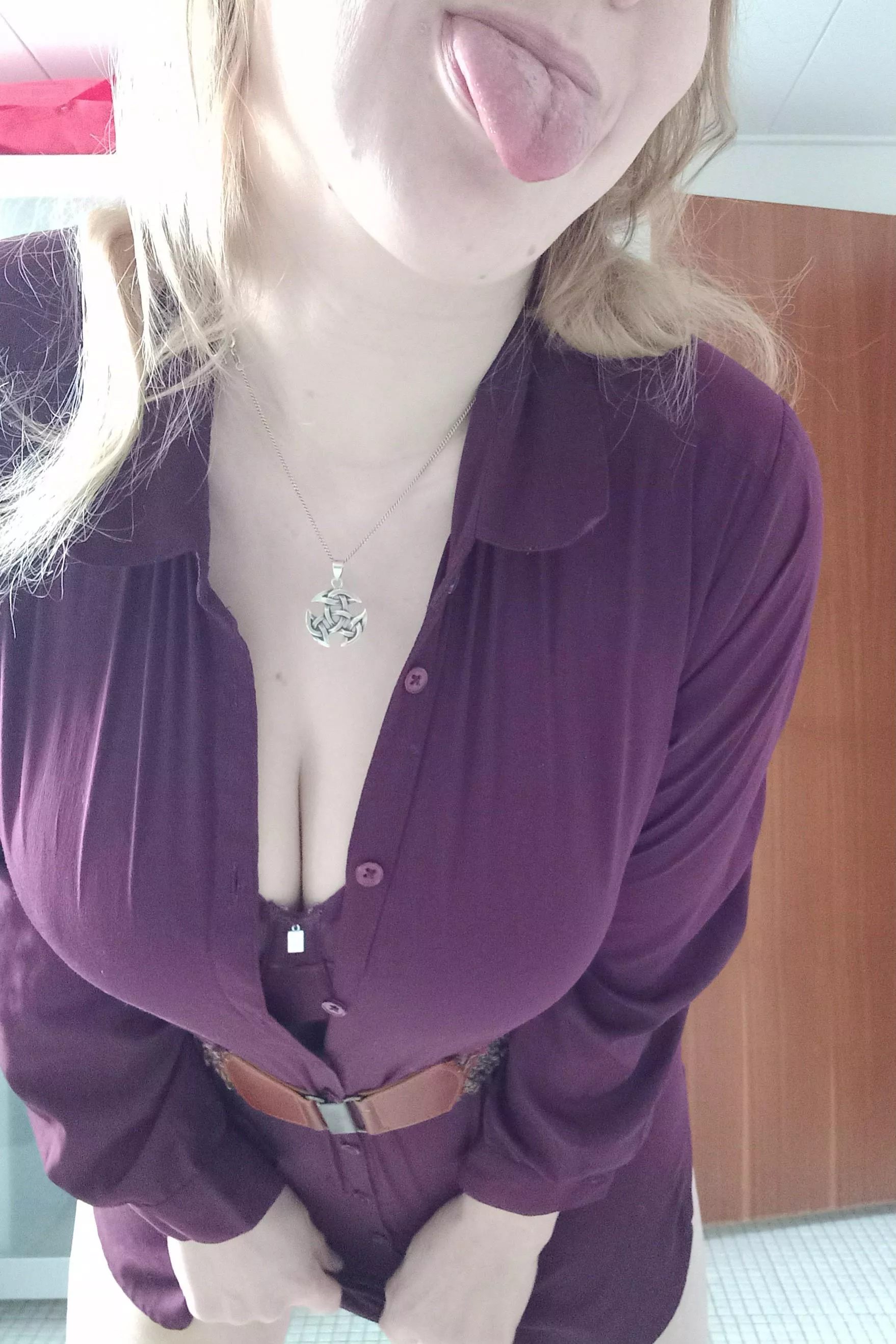 trying to get you in the mood 😏 posted by Rose_HillB