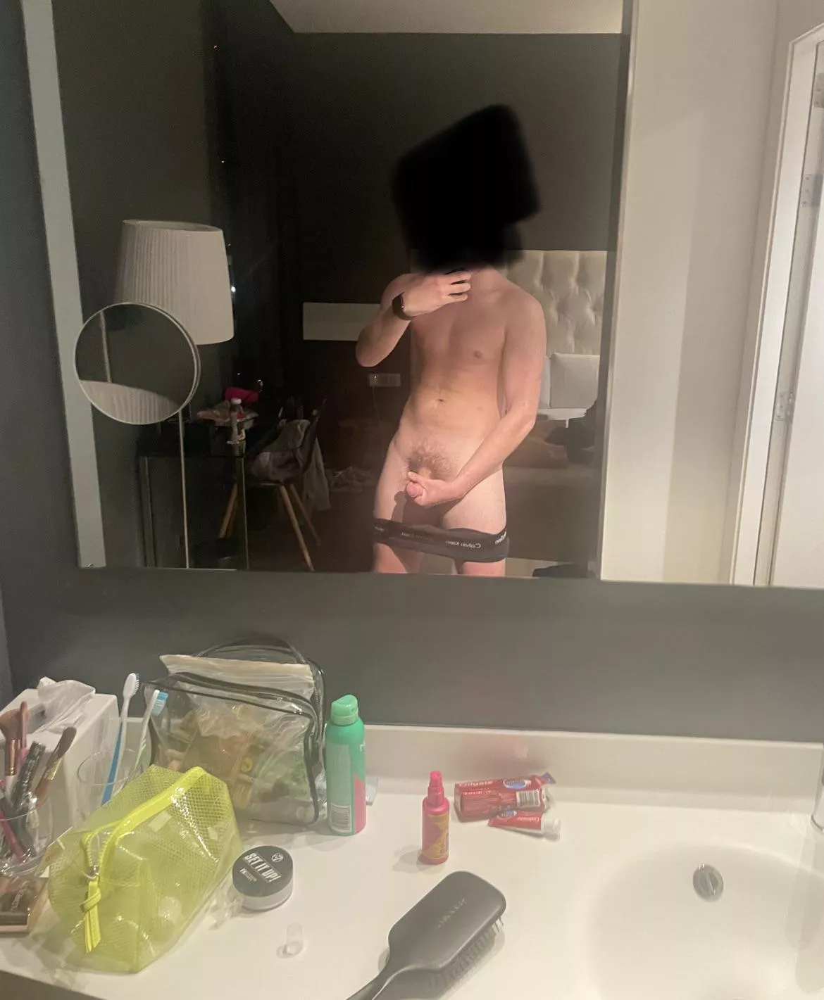 Wanking in our hotel room while my gf’s out 🤫 posted by Chemical_Project_604