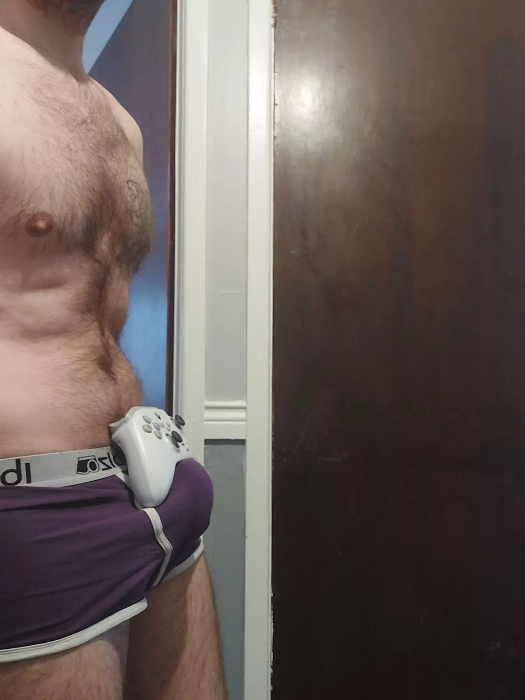 Who likes this pose 💪 posted by BIGDANGYM