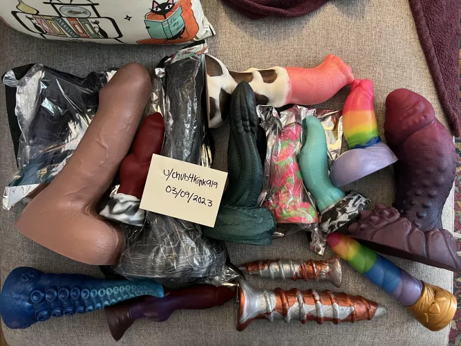 WTS (US/CAN) Misc. Bad Dragon, Weredog, Phreak, other toys. Details in comments. by Chub4Kink919