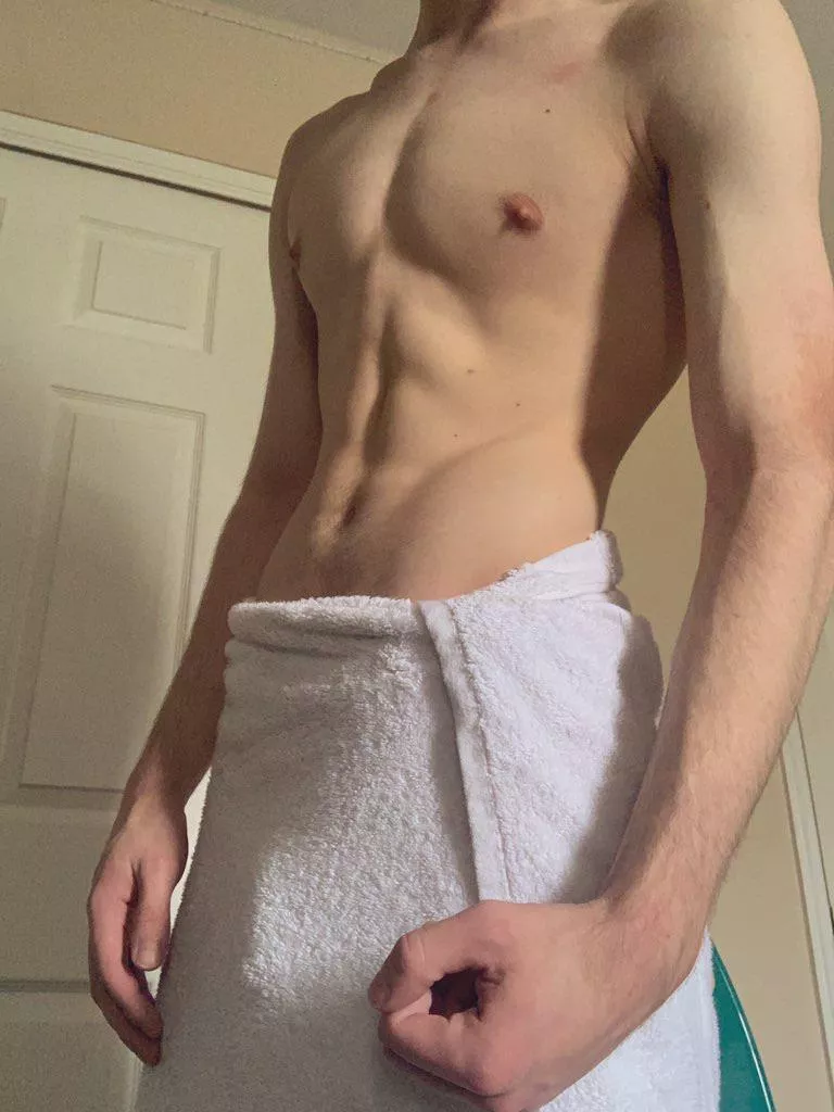 (19 m) should I keep the towel on or take it off? posted by seanwithsauce