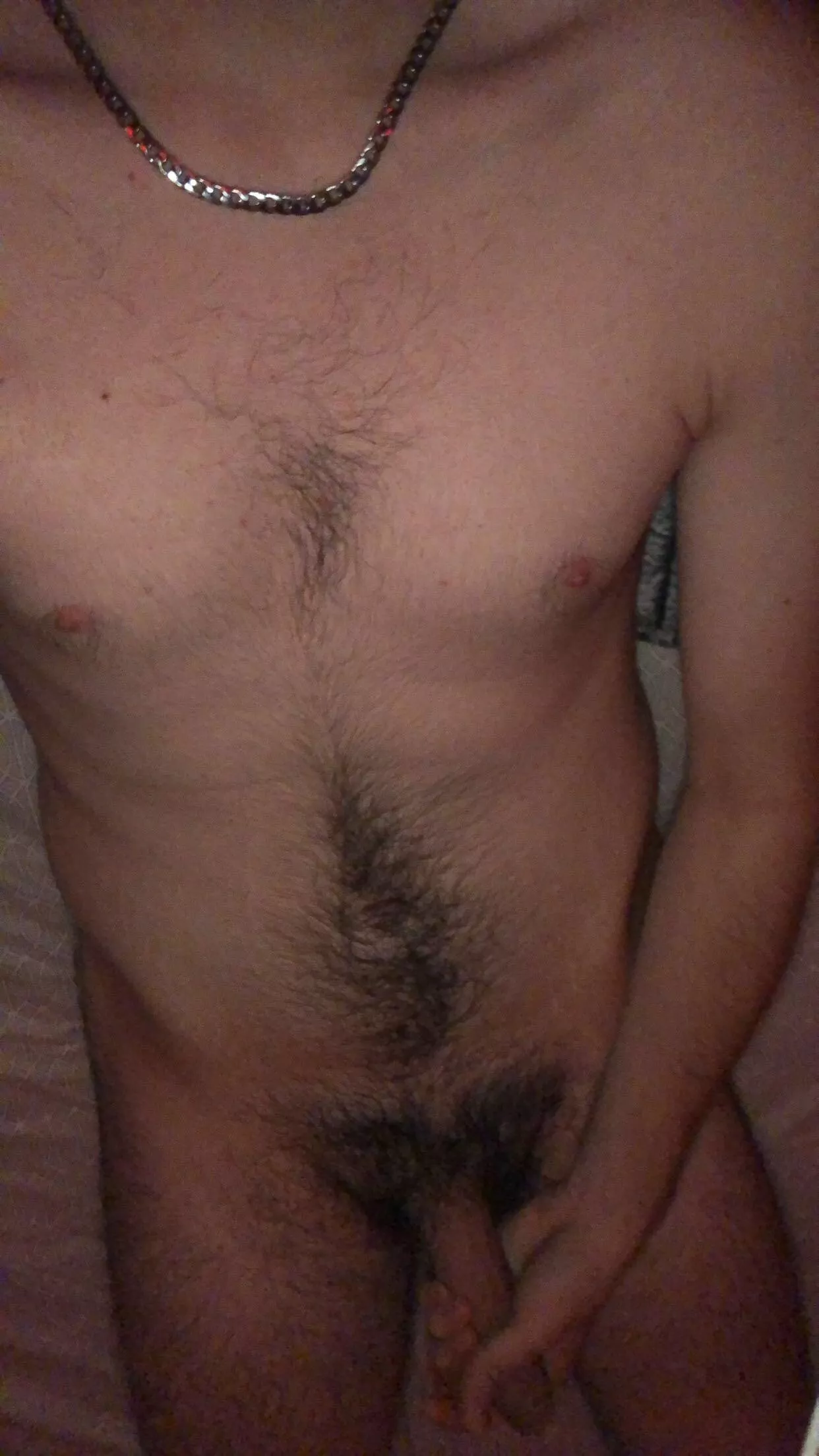 20. latino straight curious looking for muscle/masc guys. hmu to compare or bottoms | Sc: bendaszz posted by Comfortable_Wheel203