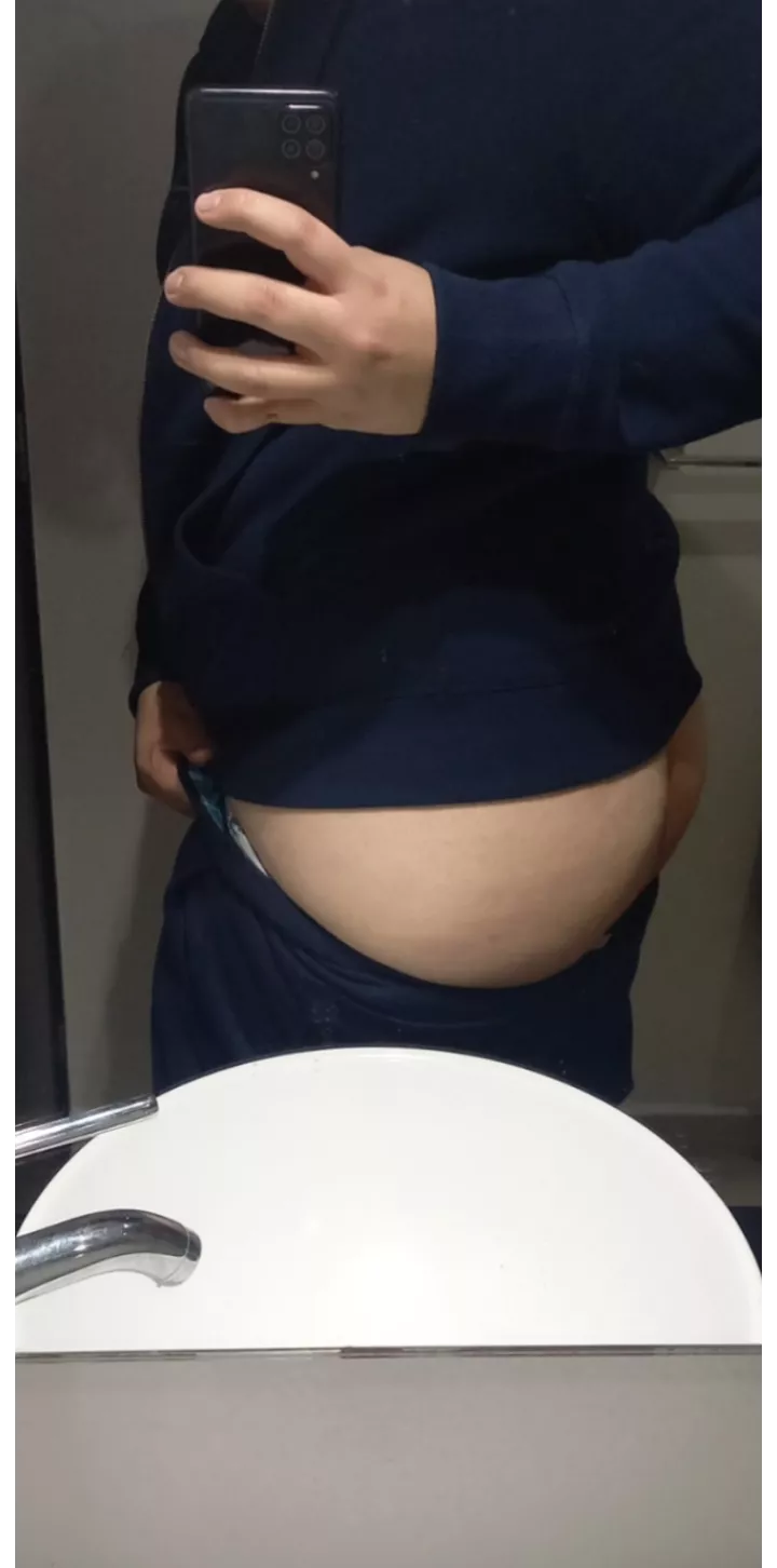 [22M] Does my butt looks good from this angle? posted by ace_h22