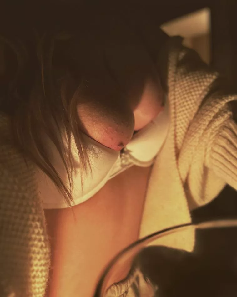 40 mom bod (F) posted by MrsRobertson006