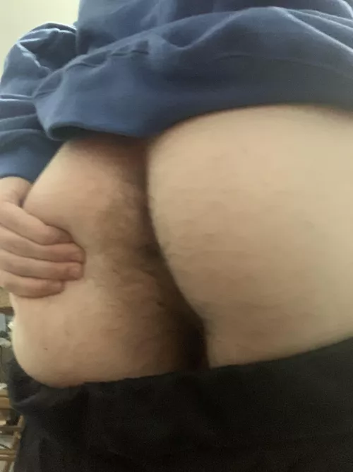 Anyone want to lick? by Suspicious_Egg1916