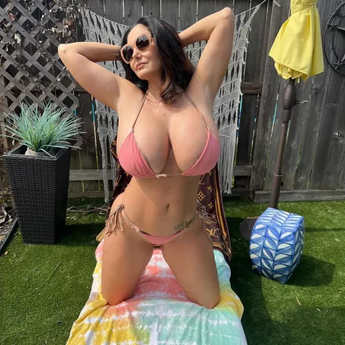 Big tits in pink by RepresentativeAge411
