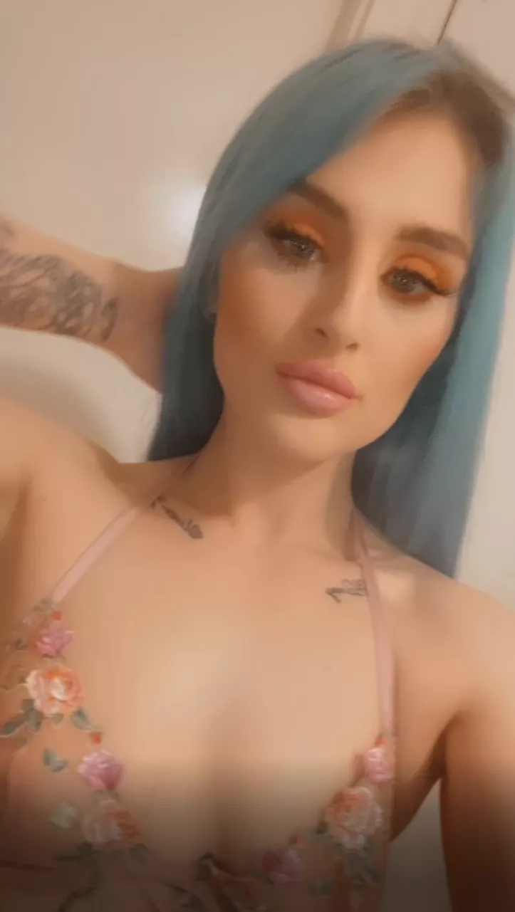 Blue hair and i dont caree :) posted by BriefMolassess