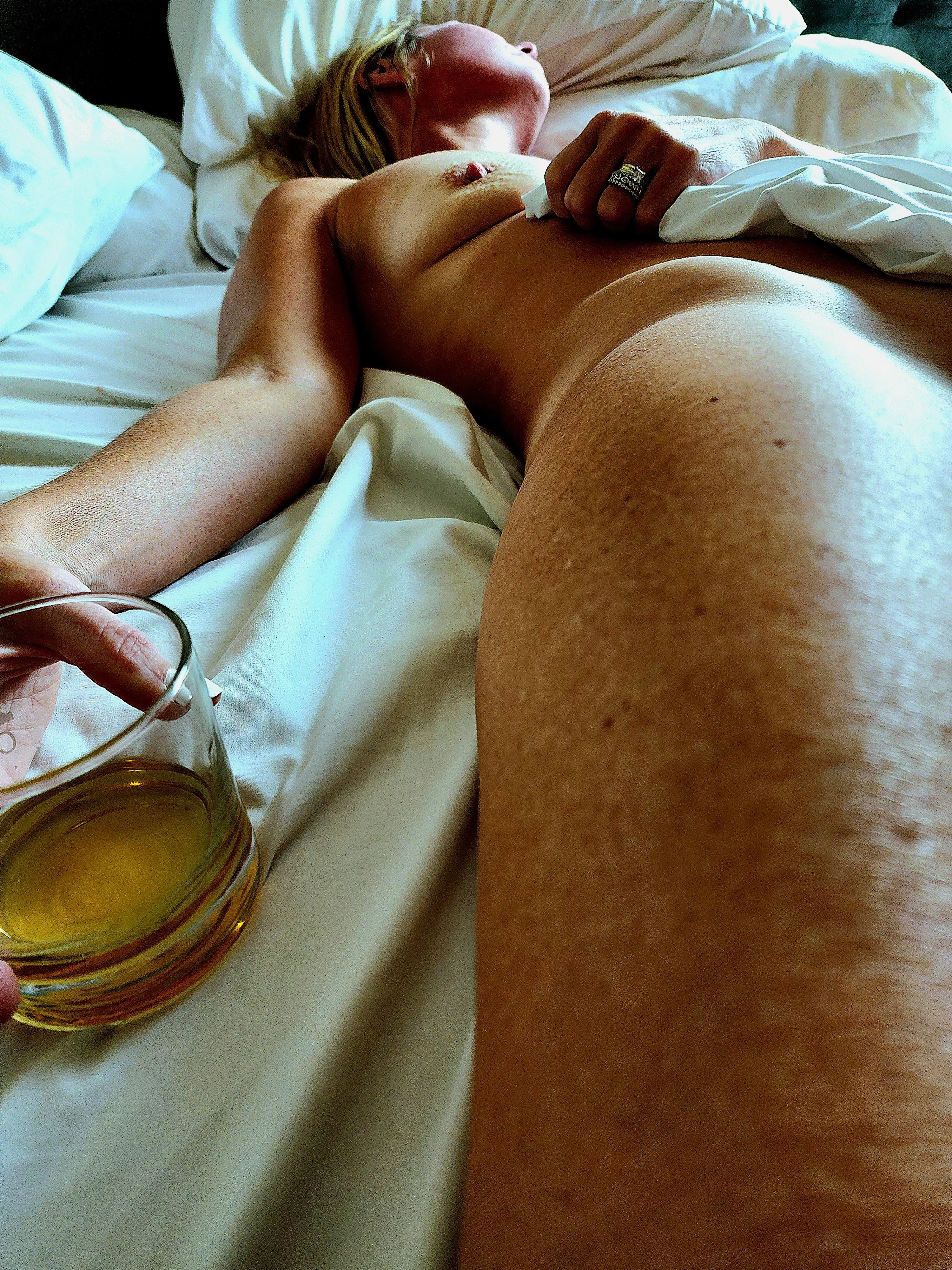 Bourbon Bitch posted by bourbon_bitchxx