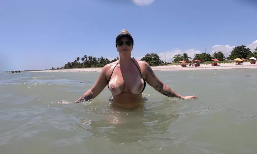 Brazilians have the best tan lines, agree by Spicyninah