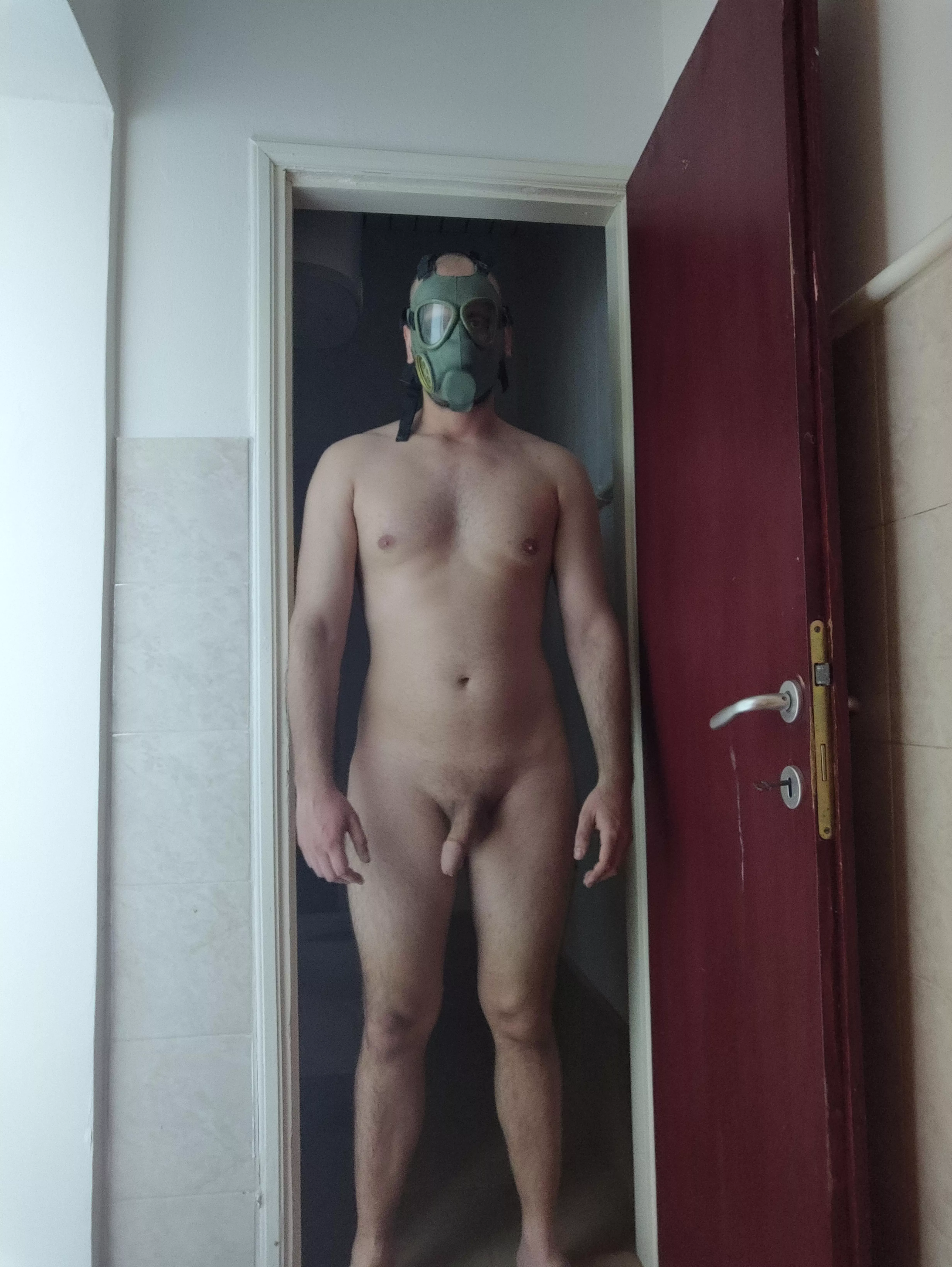 come drink my thick cum and hear me moan in this mask posted by onajstosamte