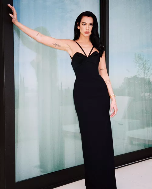 Dua Lipa by chuboi991