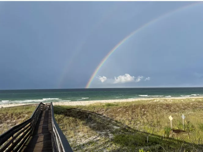 Every storm runs out of rain by FlordiamanAlan