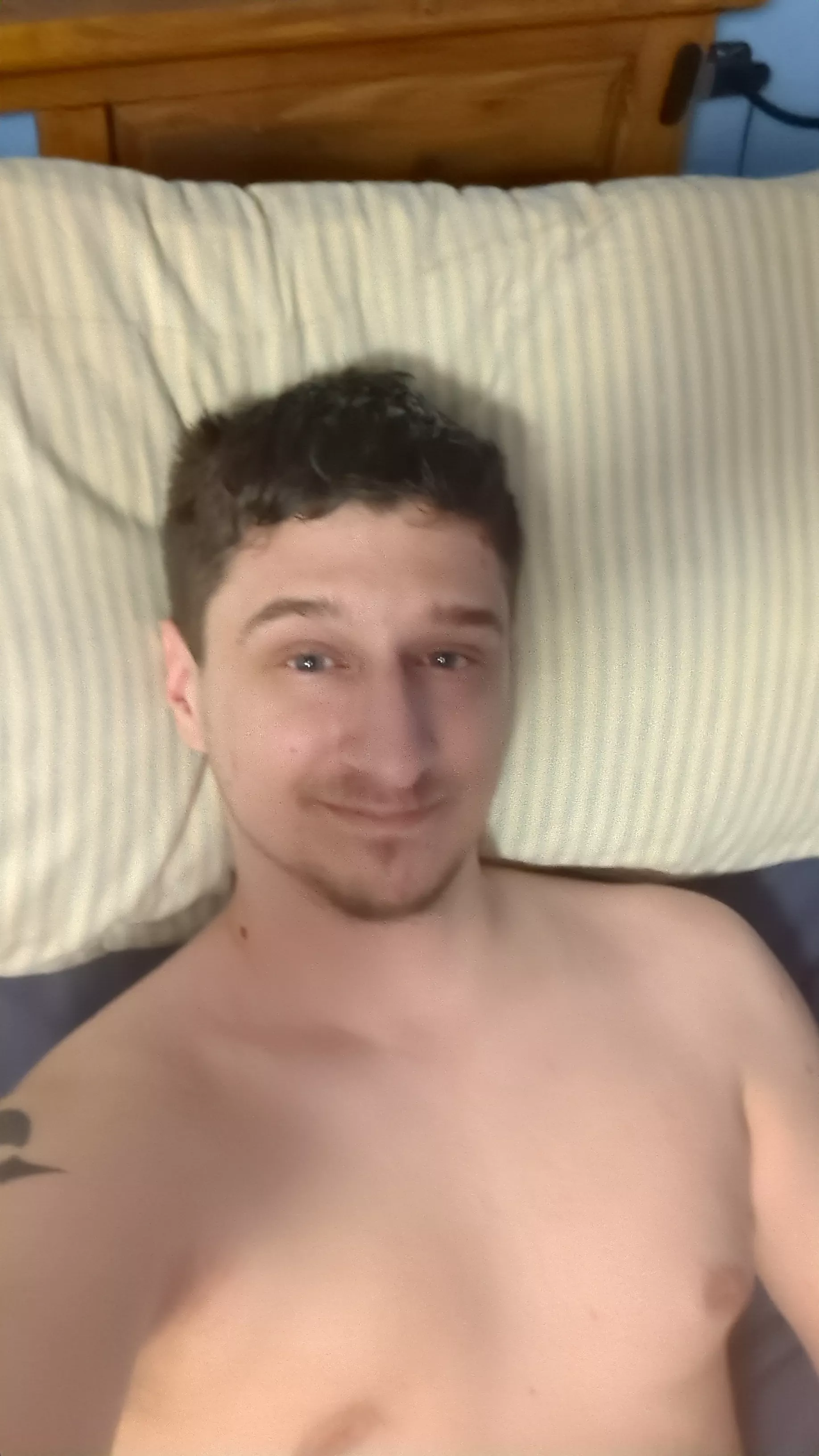 Finished at the gym, played some games, and now relaxing in bed. Could really use a cuddle buddy posted by HowAmIThrowaway